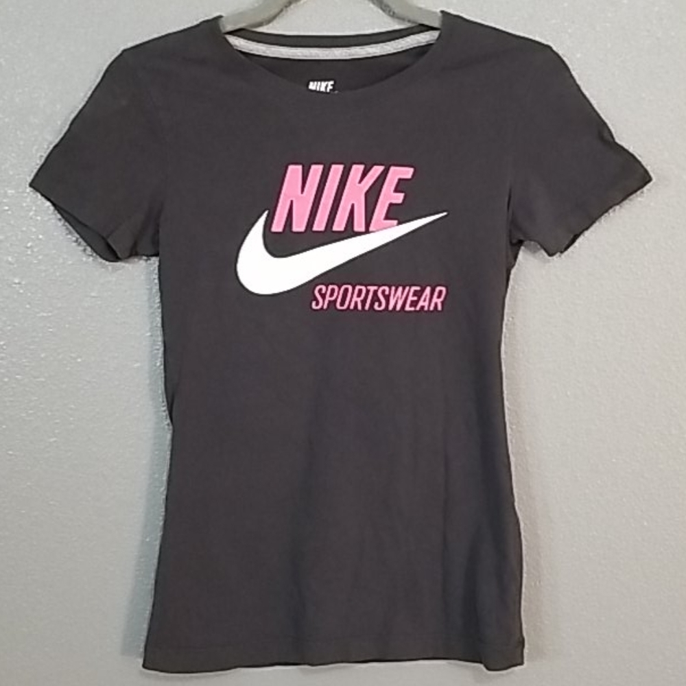 Nike Women's Small Dark Grey Cotton Tee